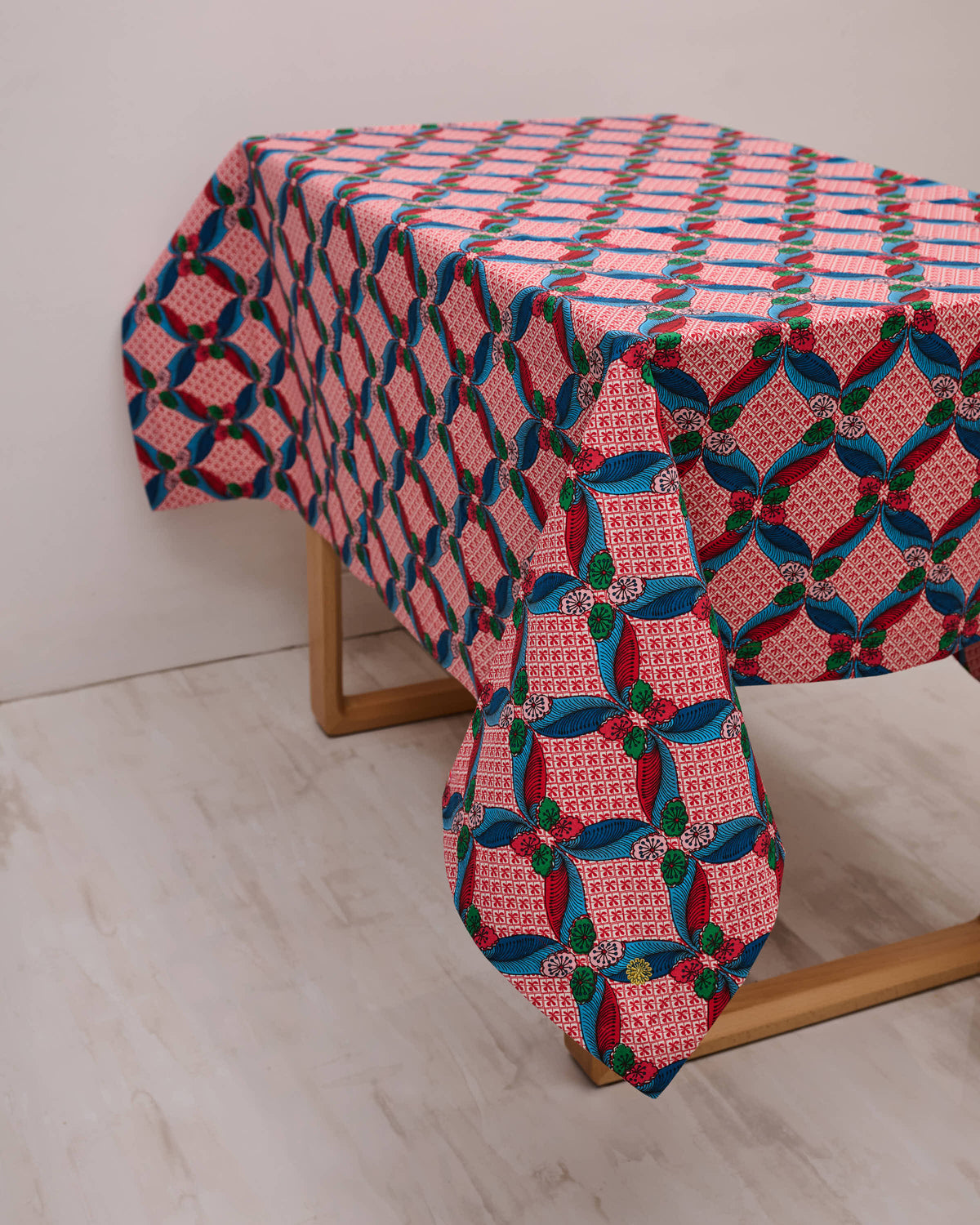 Square Table Cloth - Seal The Deal Red