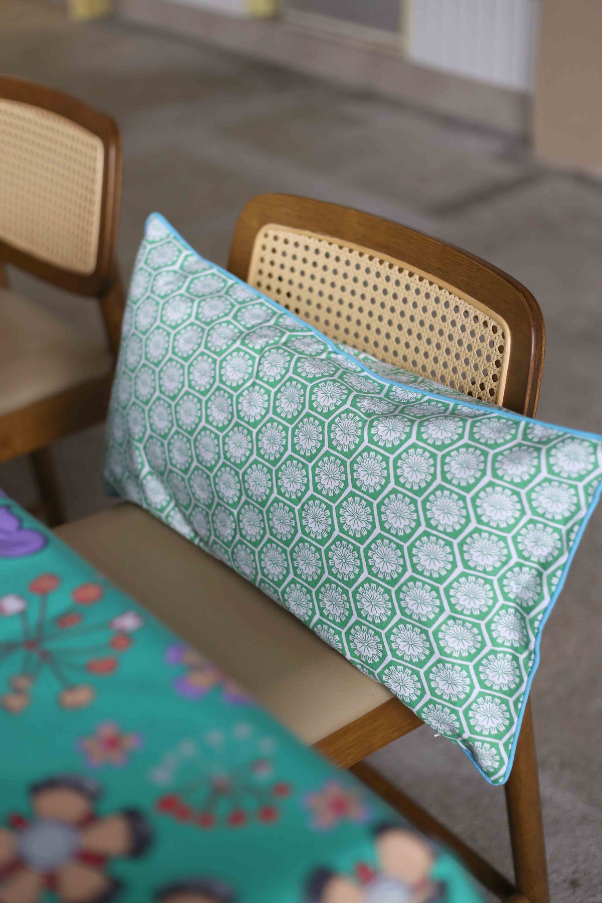Rectangular Cushion -Willow Wishes Green