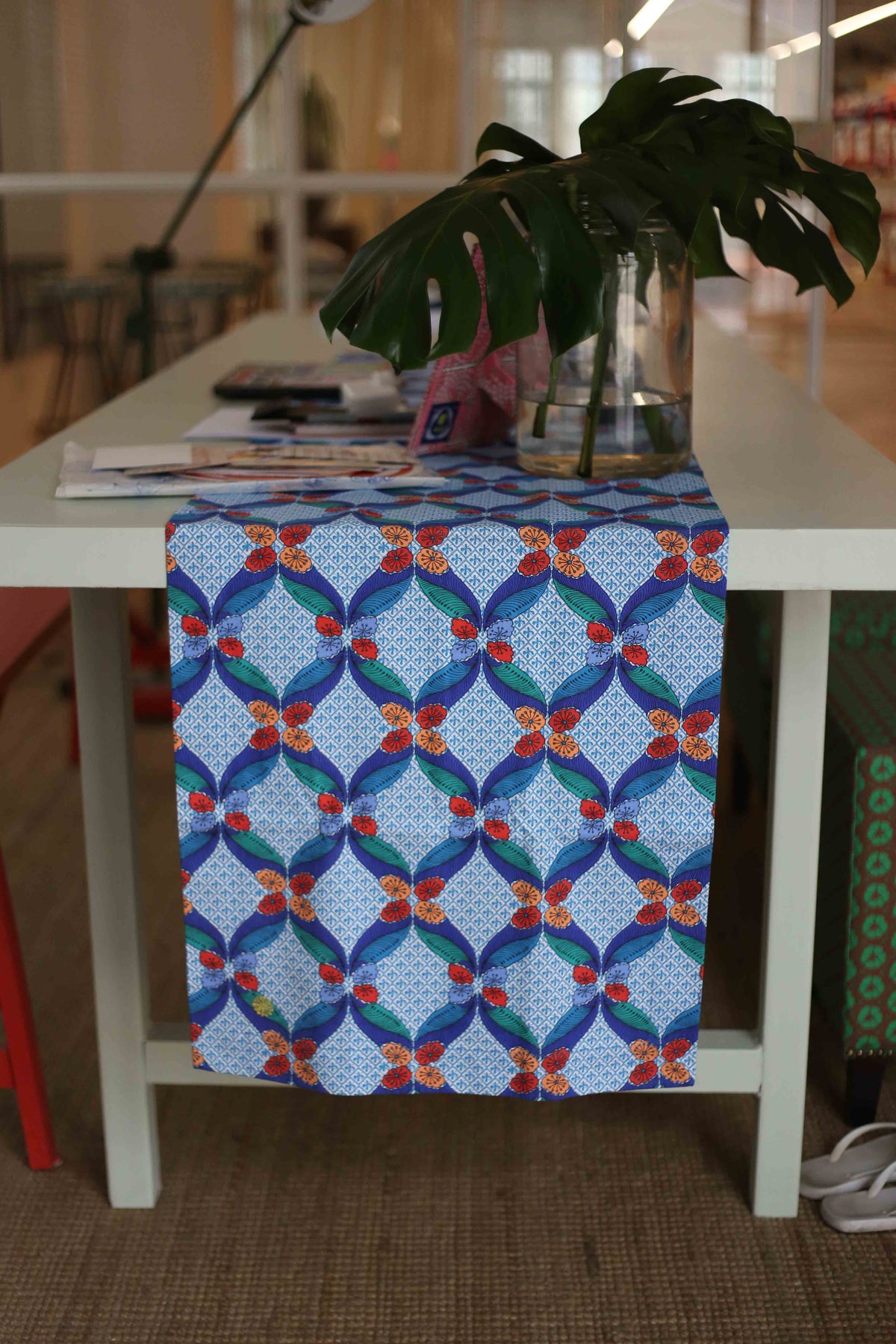 Table Runner - Seal The Deal Blue