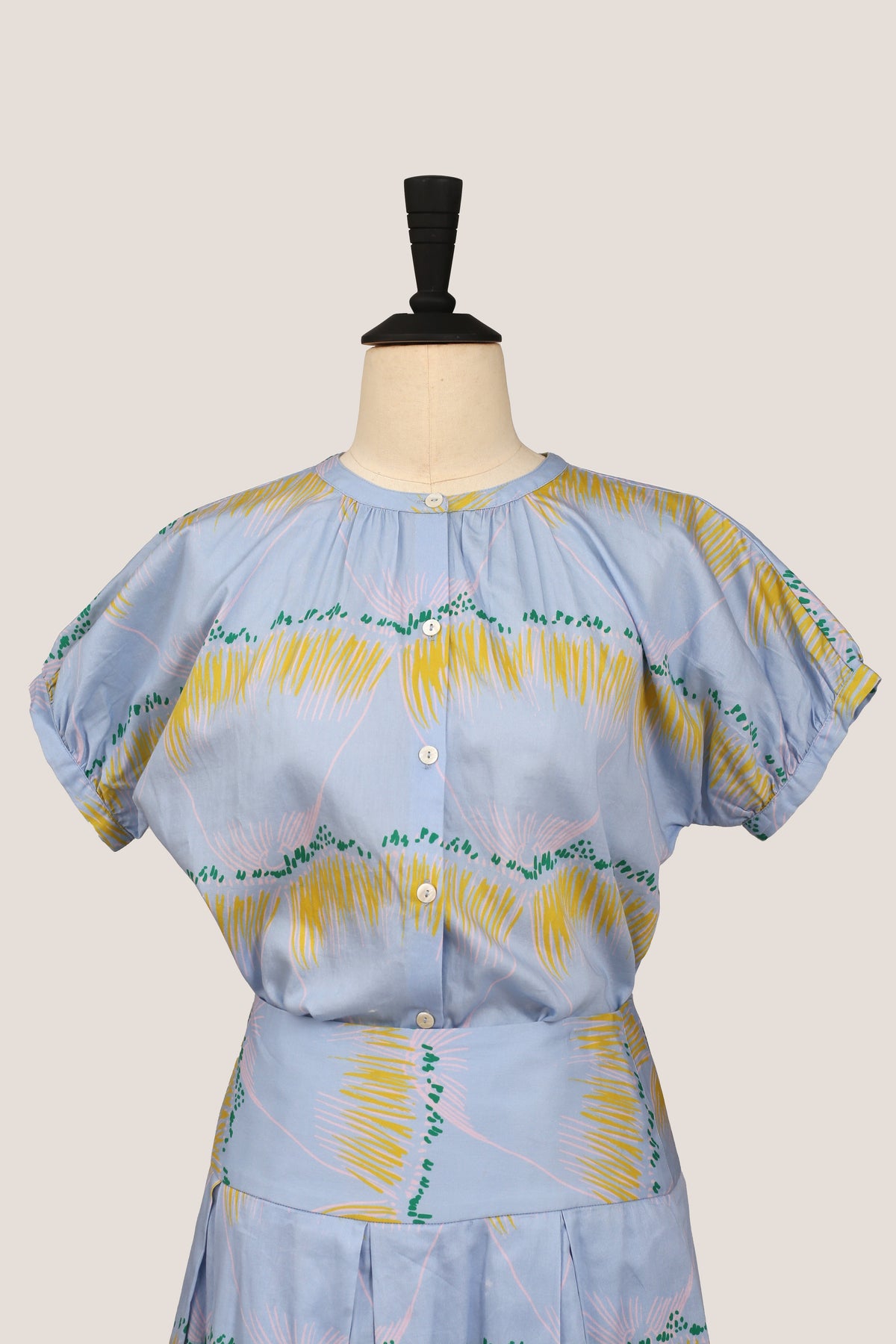 Button Up Shirt - Barringtonia
