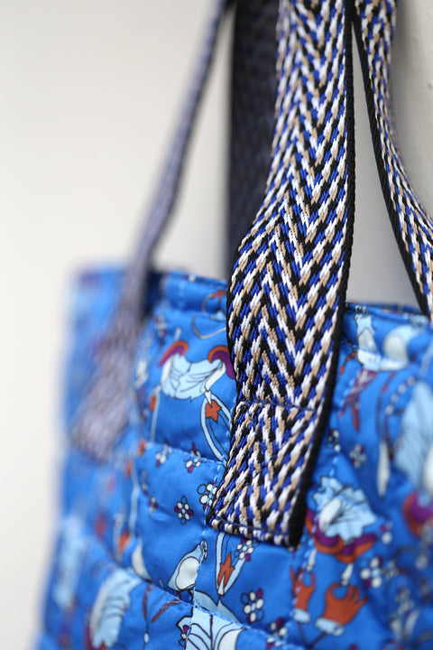 Hana Tote - Parrot Blue