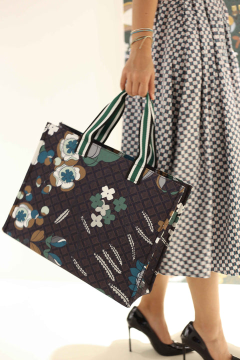 Large Shopper Mandi Bunga - Charcoal Blossom