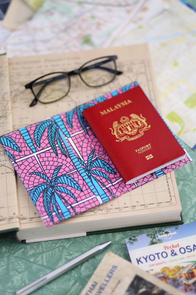 Kasturi Passport Holder - Palm Blue