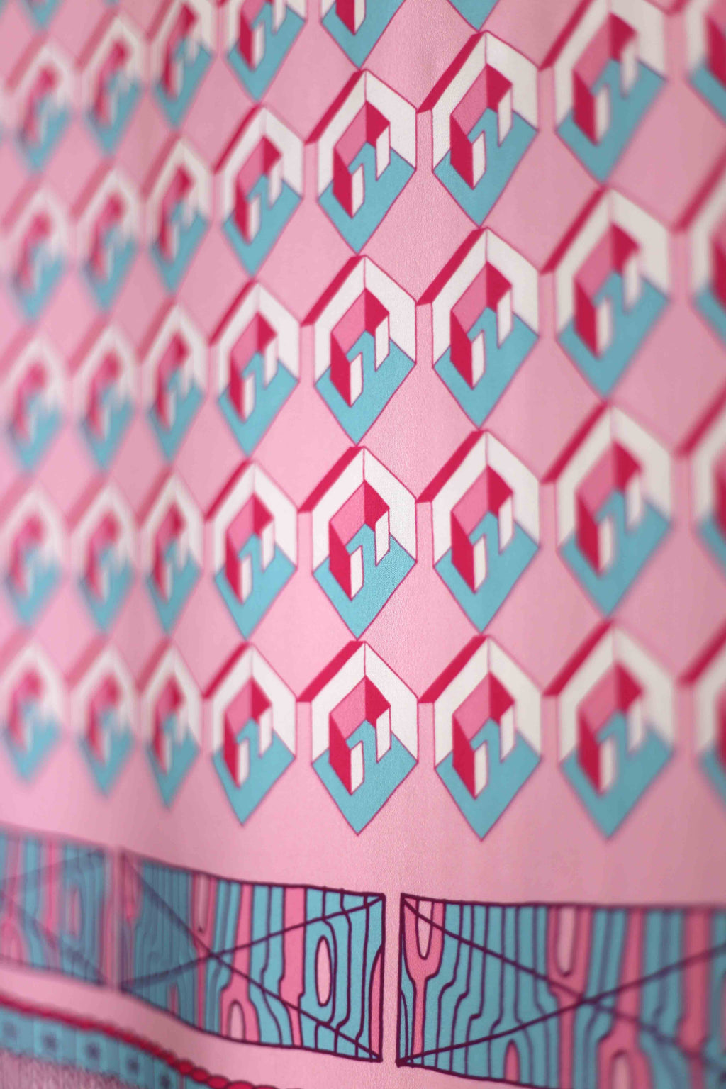 Scarf Pink Room
