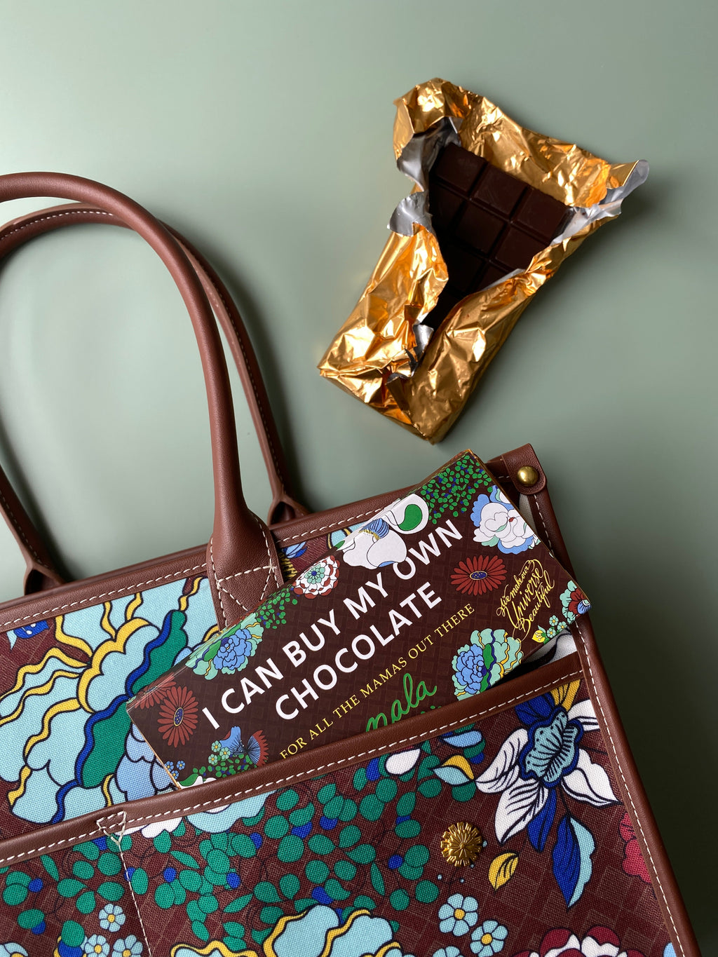 Large Farah (Leather) - Mandi Bunga Chocolate