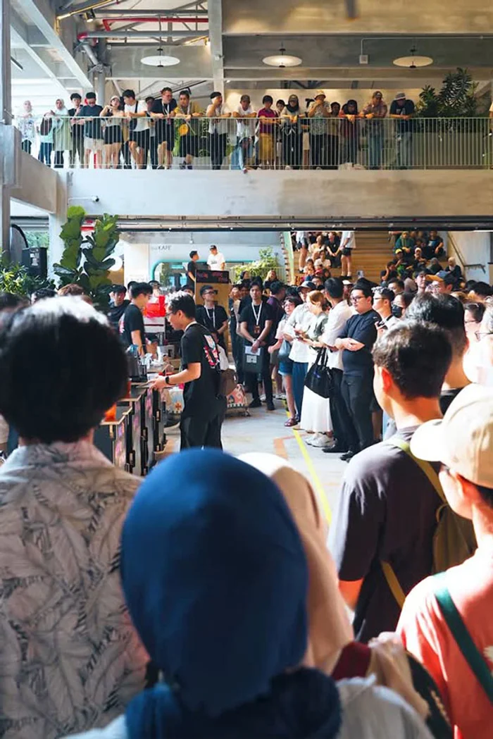 Where ghosts brew and birds sing