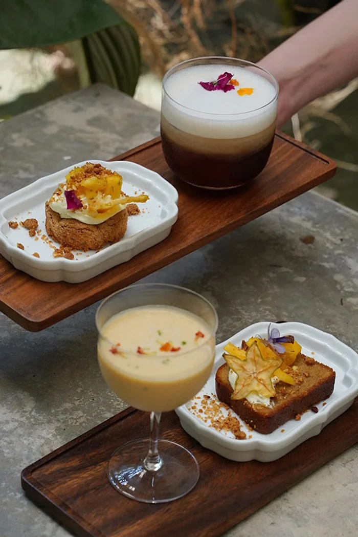 Where ghosts brew and birds sing