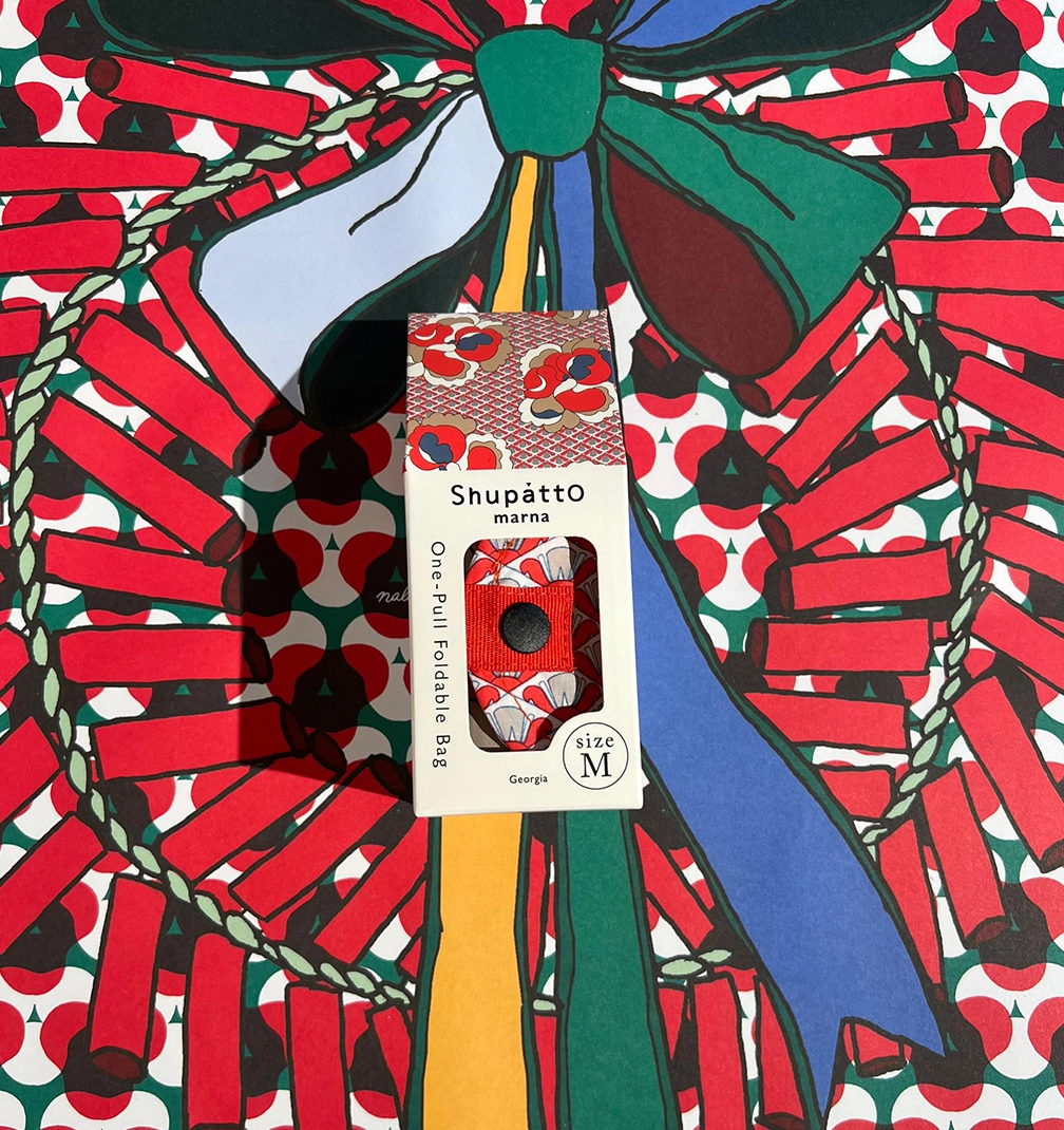 The skirt that thinks it is a painting.