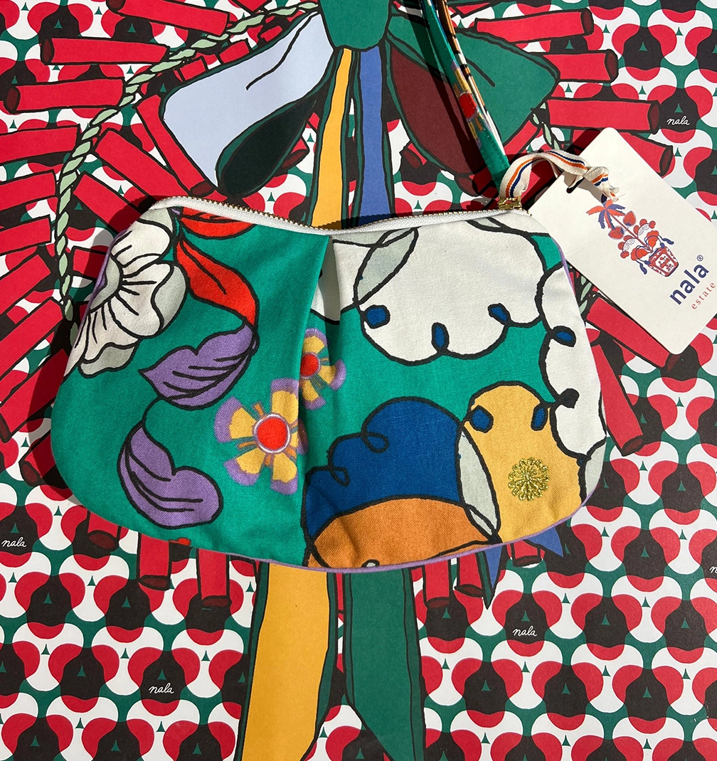 The skirt that thinks it is a painting.