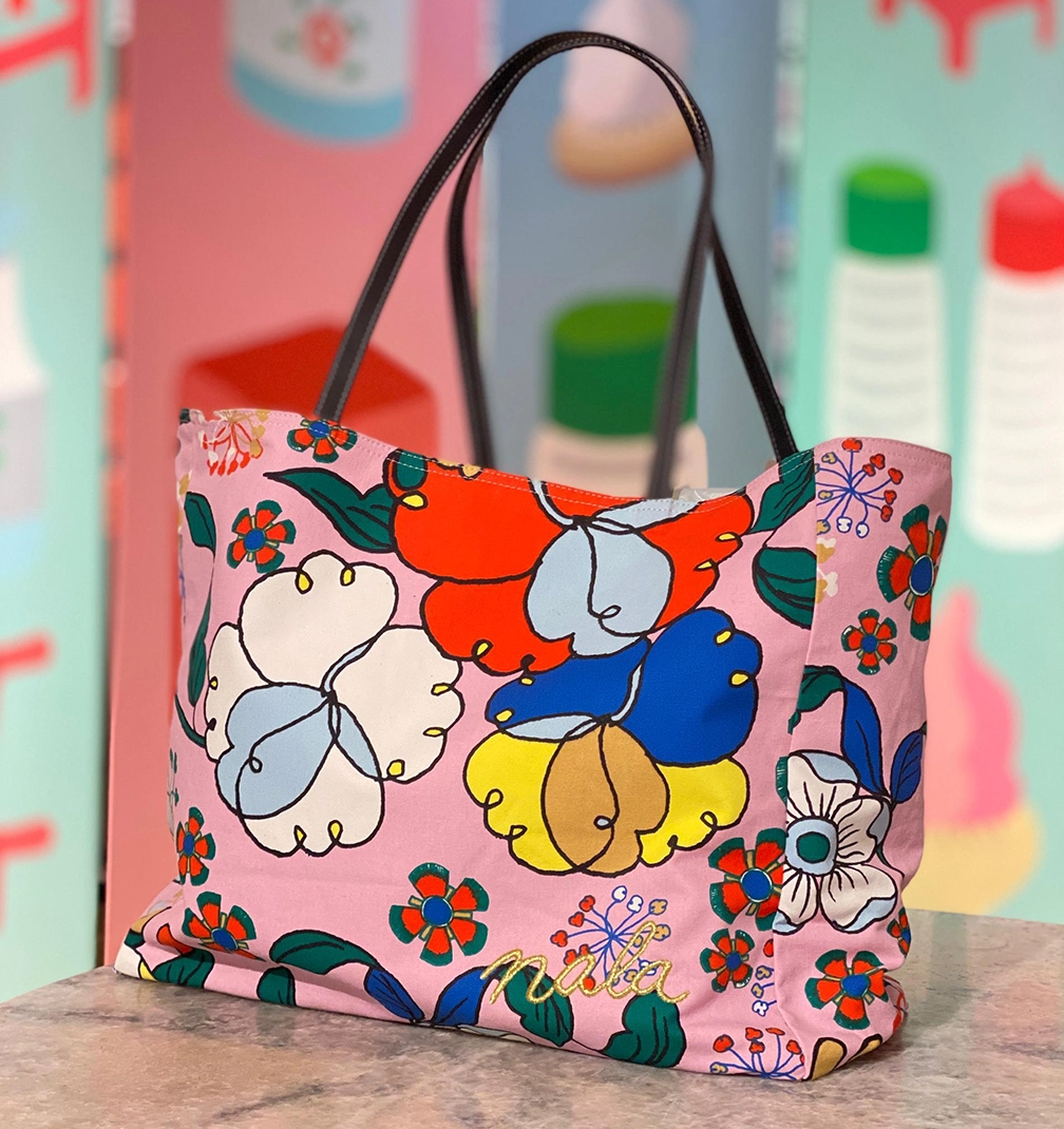 The skirt that thinks it is a painting.