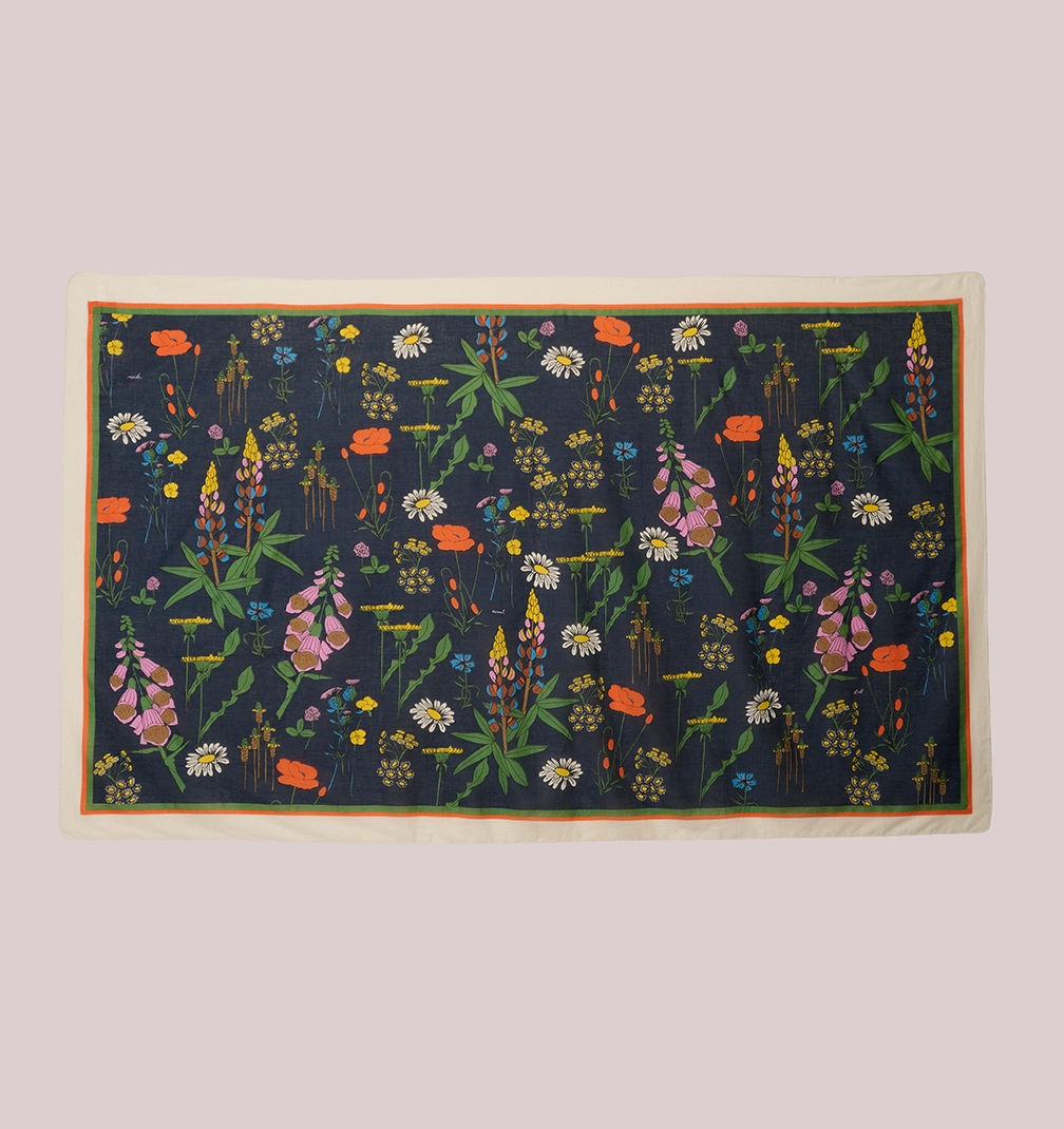 scarves 6 The skirt that thinks it is a painting.