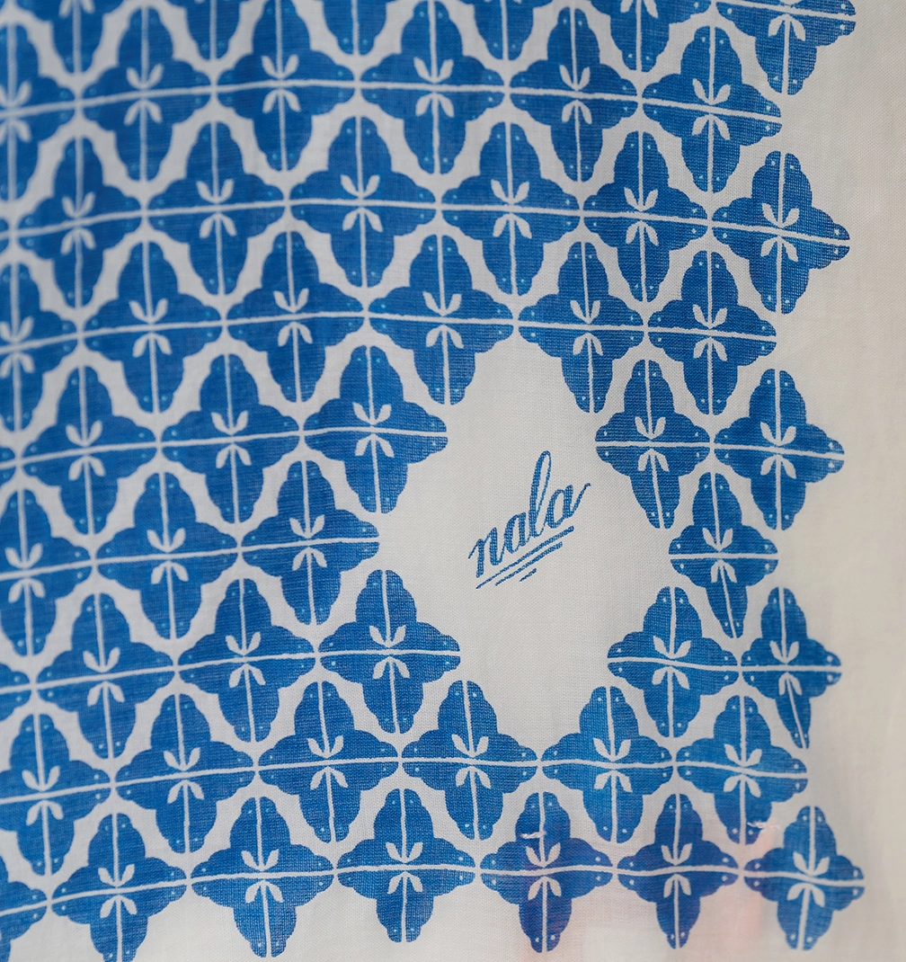 scarves 8 The skirt that thinks it is a painting.