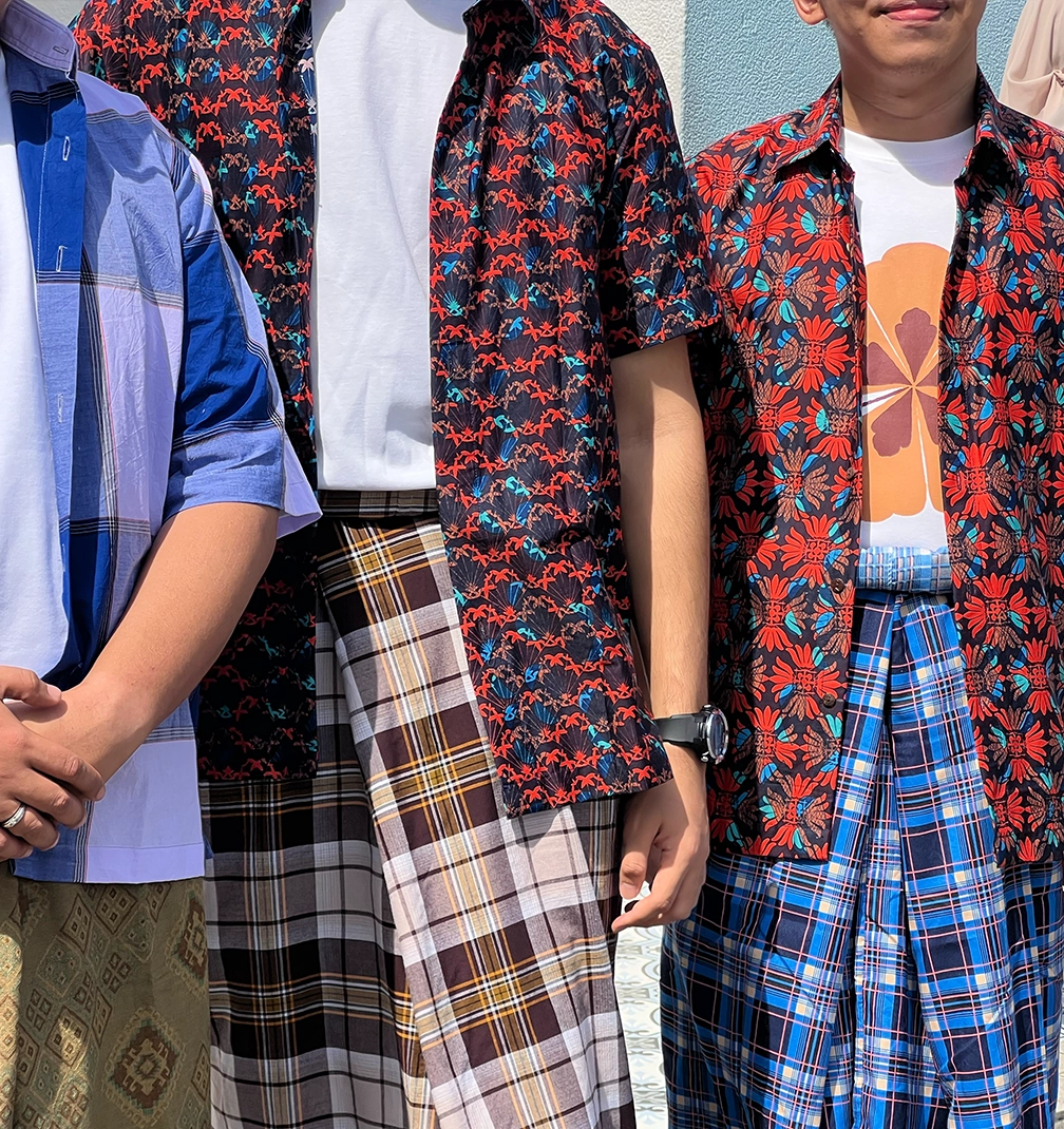 shirts 6 The skirt that thinks it is a painting.