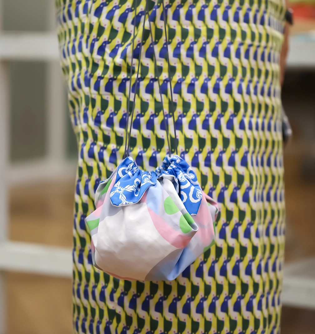 tomoko 2 The skirt that thinks it is a painting.