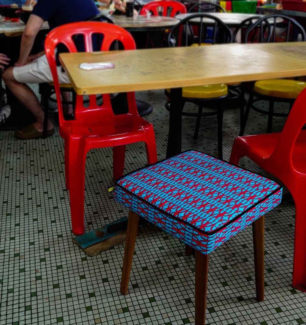 stools 2 The skirt that thinks it is a painting.