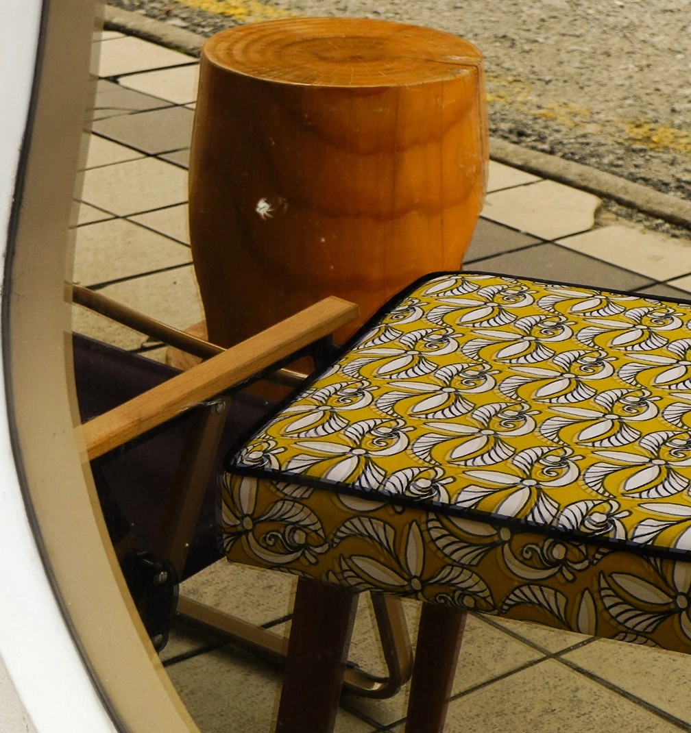 stools 4 The skirt that thinks it is a painting.